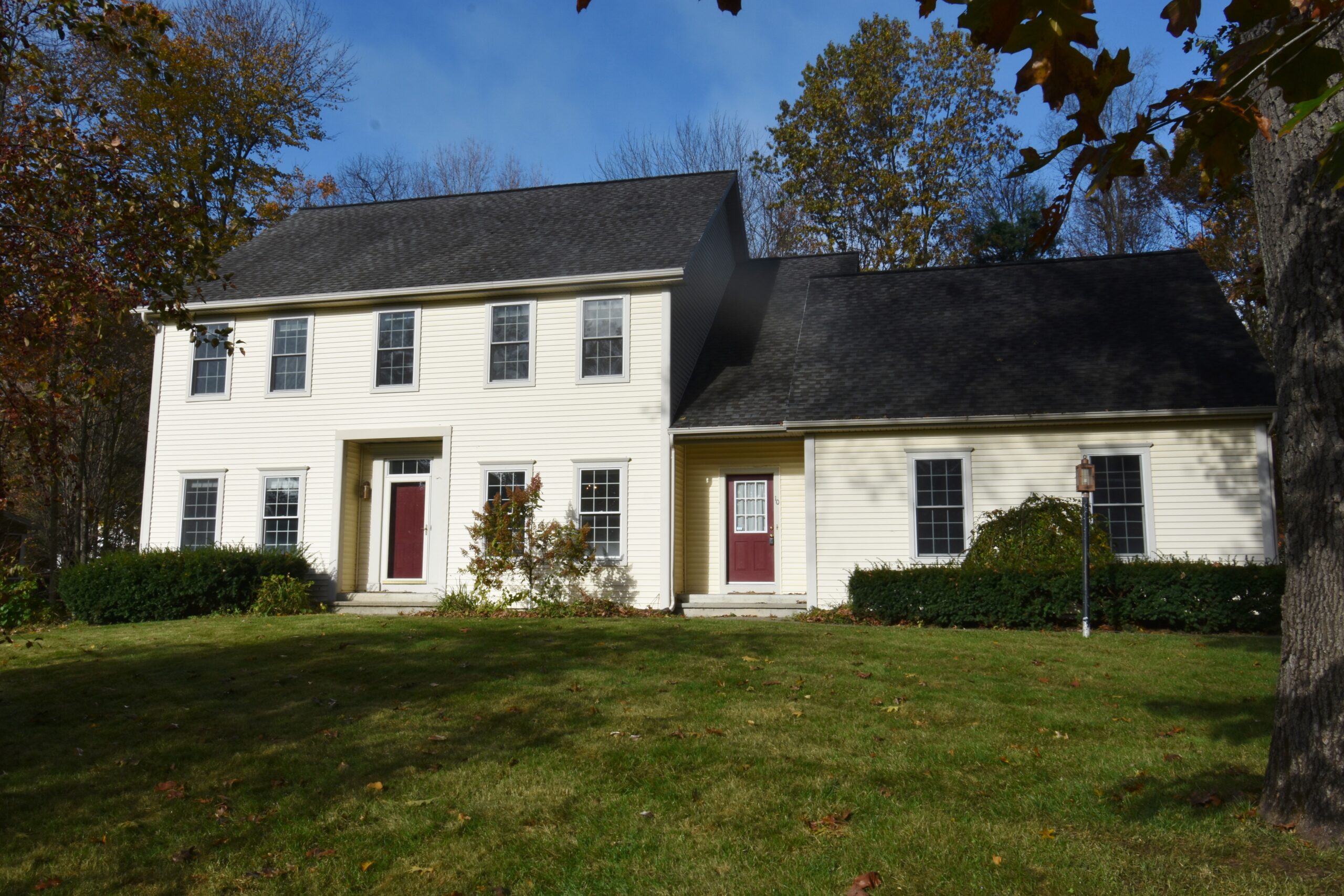 RENTED: Wilton, NY 5 bed 3 1/2 bath- 10 Sweetbriar Drive